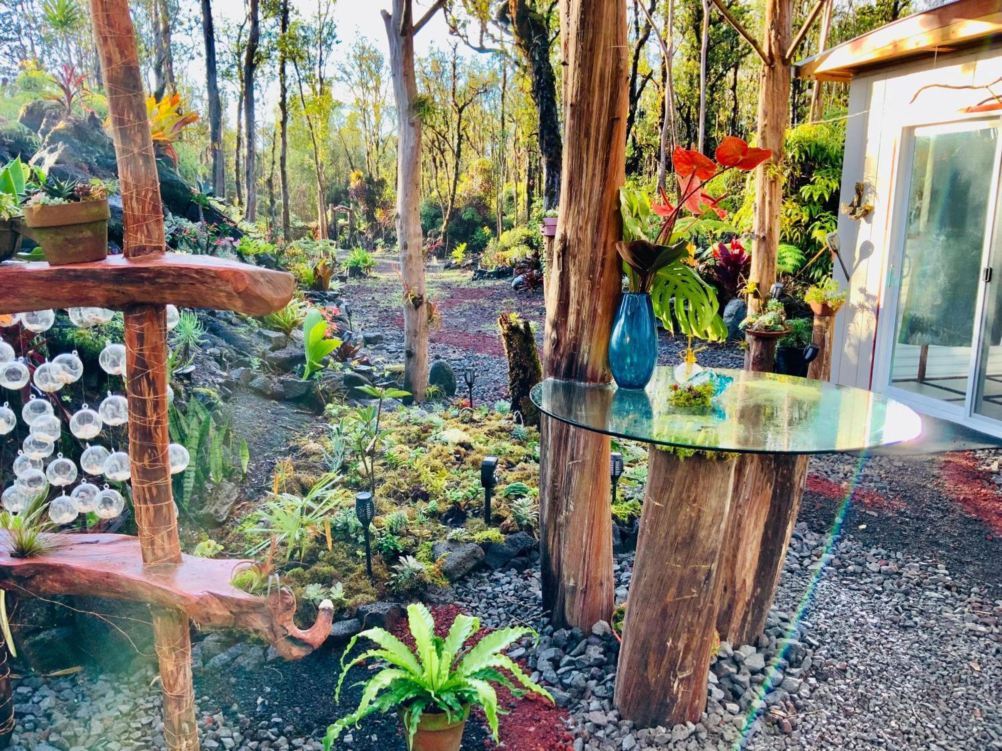 Exotic Garden Cottage At Amazing Volcano Fissure Mountain View Exterior photo