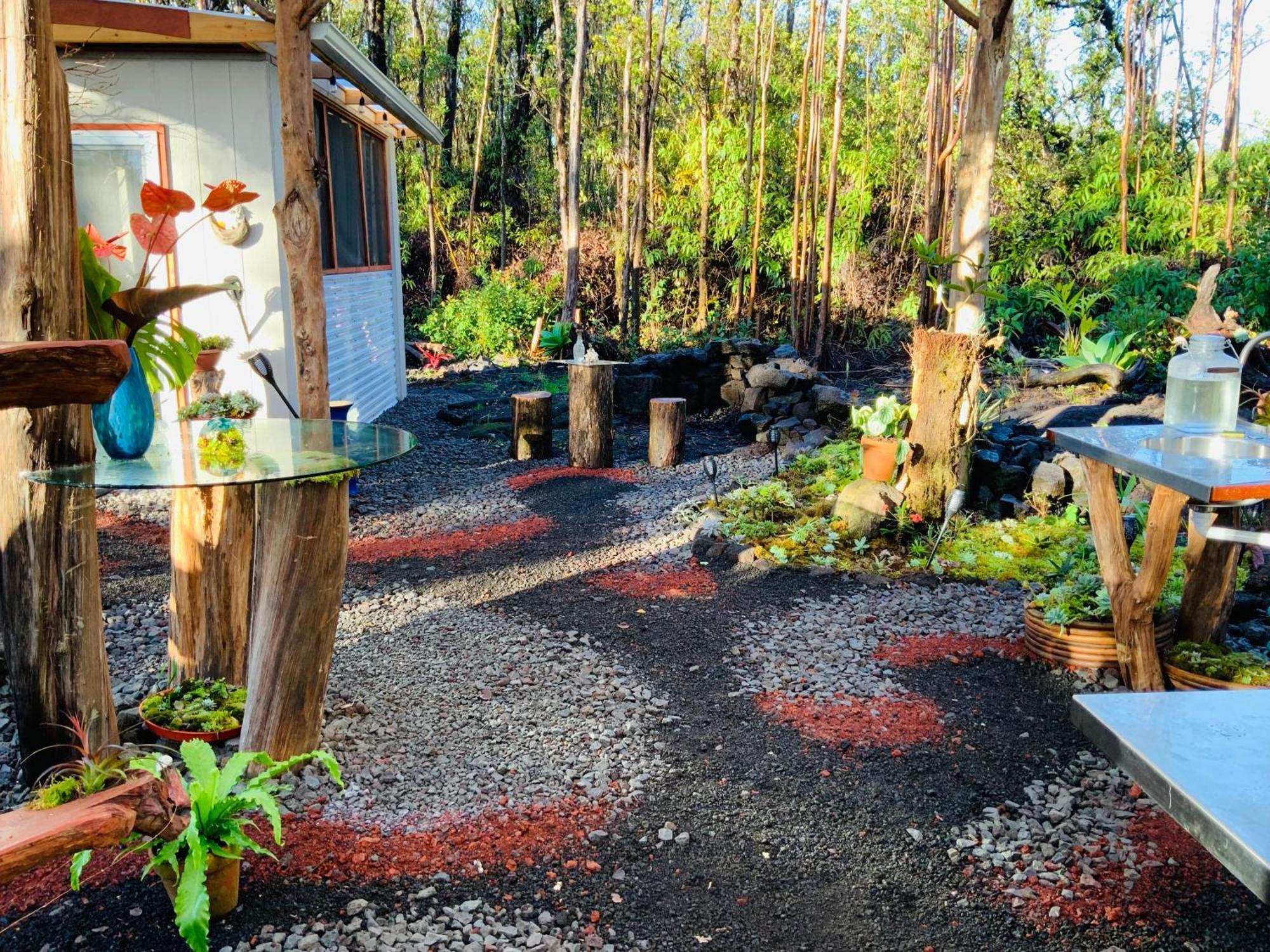 Exotic Garden Cottage At Amazing Volcano Fissure Mountain View Exterior photo