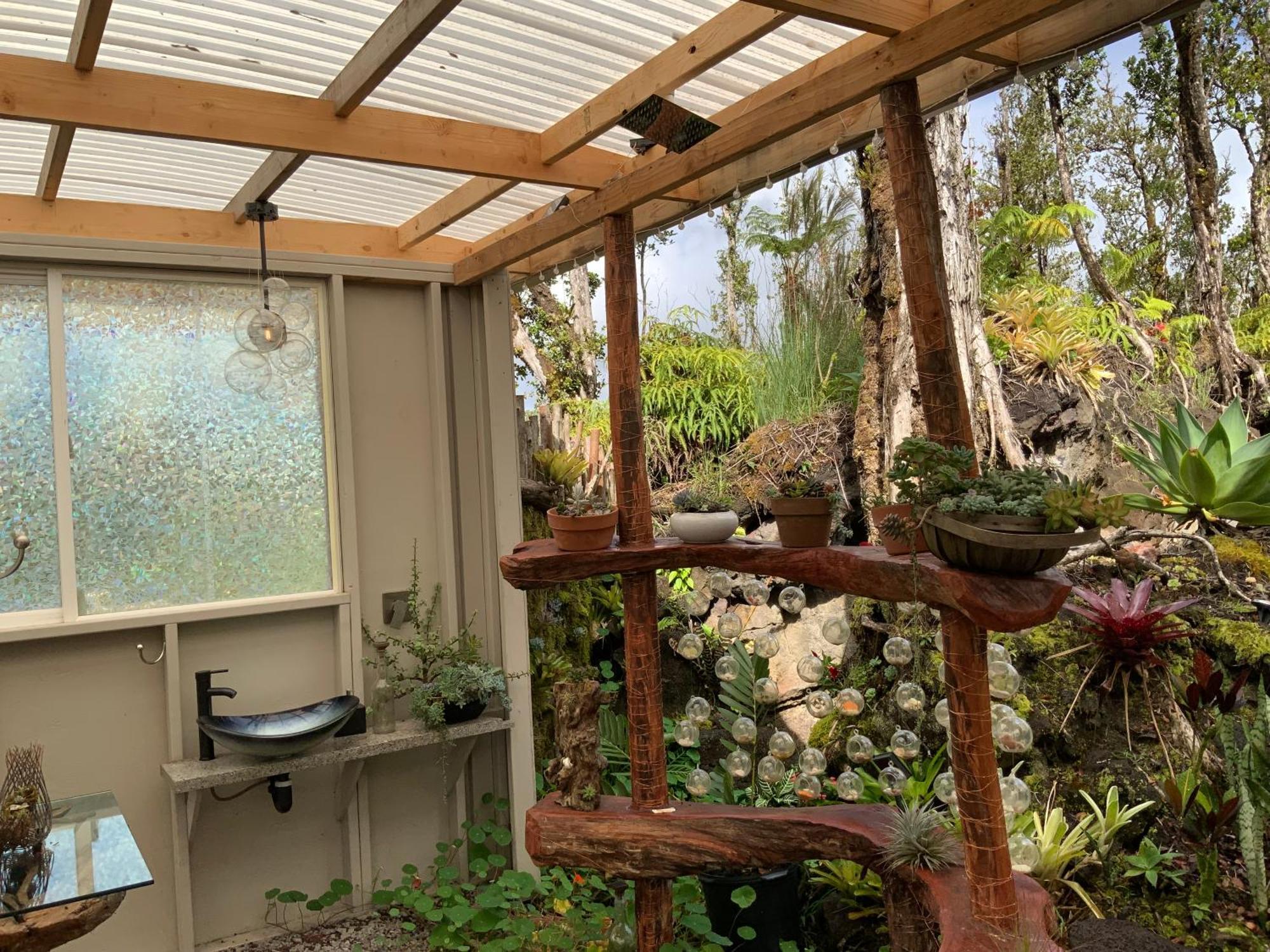 Exotic Garden Cottage At Amazing Volcano Fissure Mountain View Exterior photo