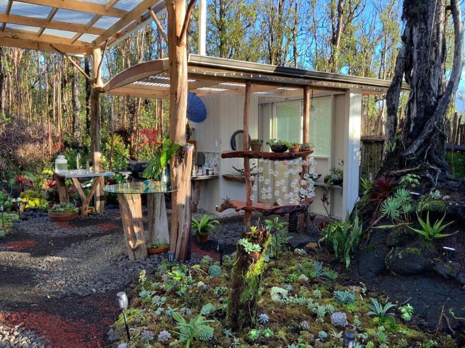 Exotic Garden Cottage At Amazing Volcano Fissure Mountain View Exterior photo